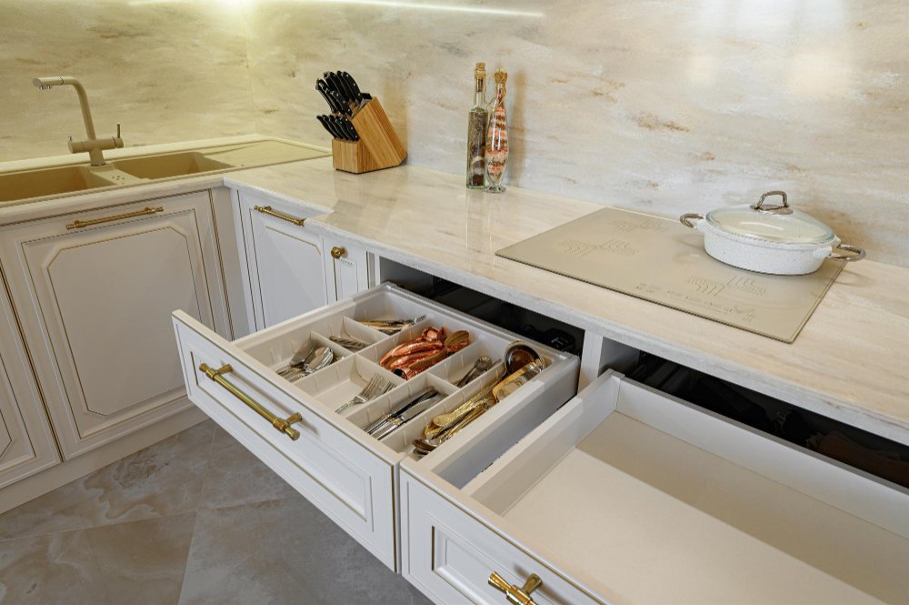 DreamLine Custom Cabinetry